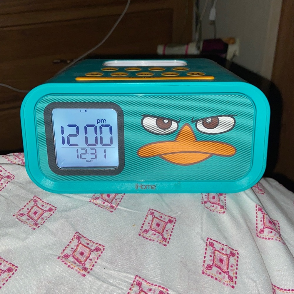 Phineas And Ferb Perry the Platypus Ihome clock